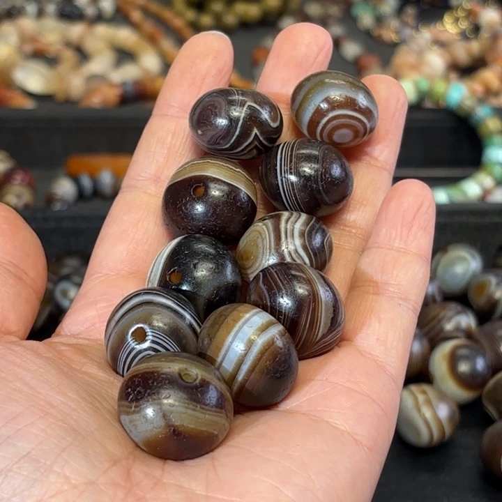 十***月玛瑙/玉髓未镶嵌颈饰