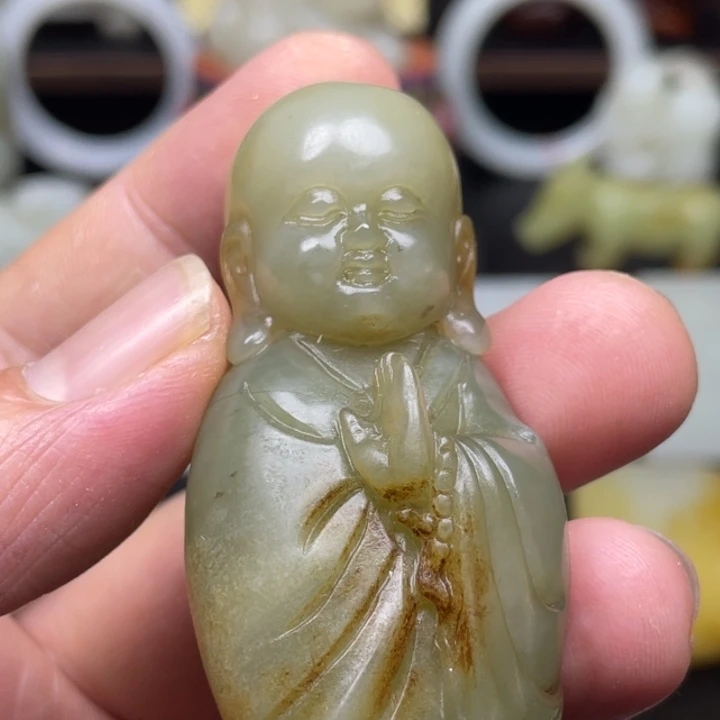 和田玉颈饰未镶嵌