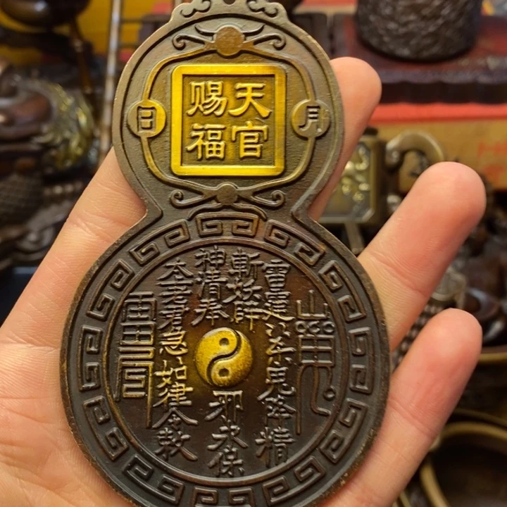 铜器摆件做工精良