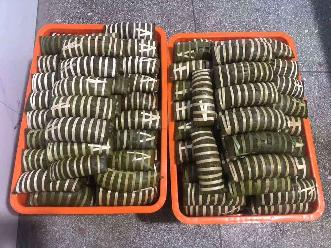 岑溪筋竹米粽猪肉花生芝麻红豆馅