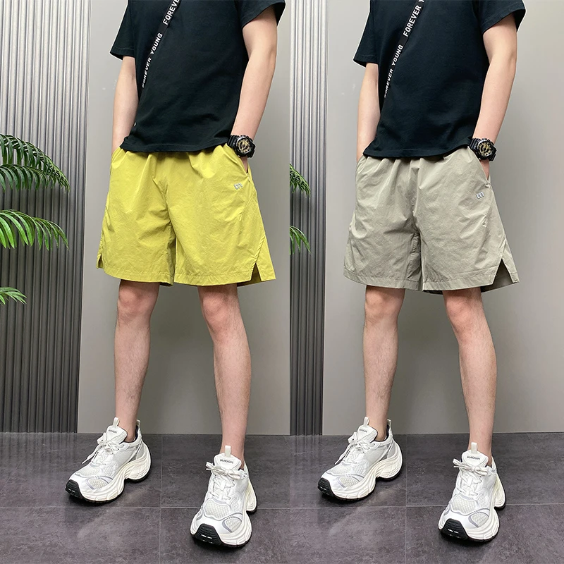 2025年夏季薄款痞帅宽松哈伦纯色多巴胺青年男士五分休闲短裤子男