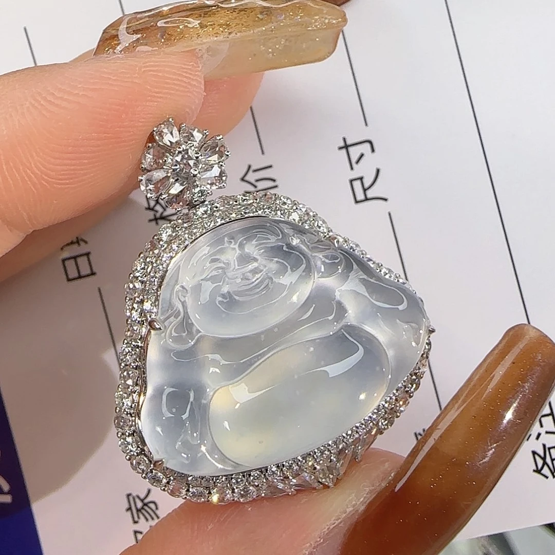 翡翠18K金镶嵌颈饰天然翡翠