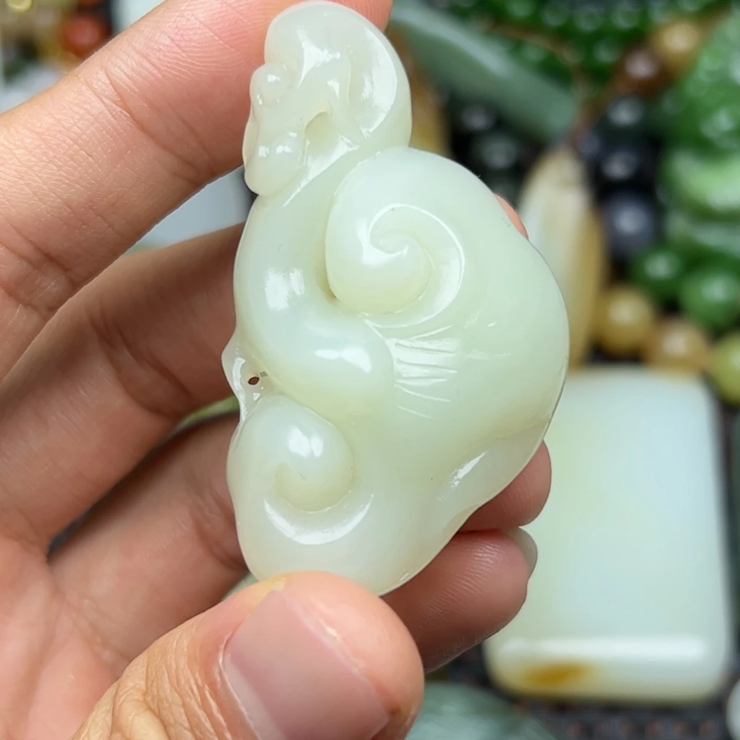 和田玉未镶嵌挂件