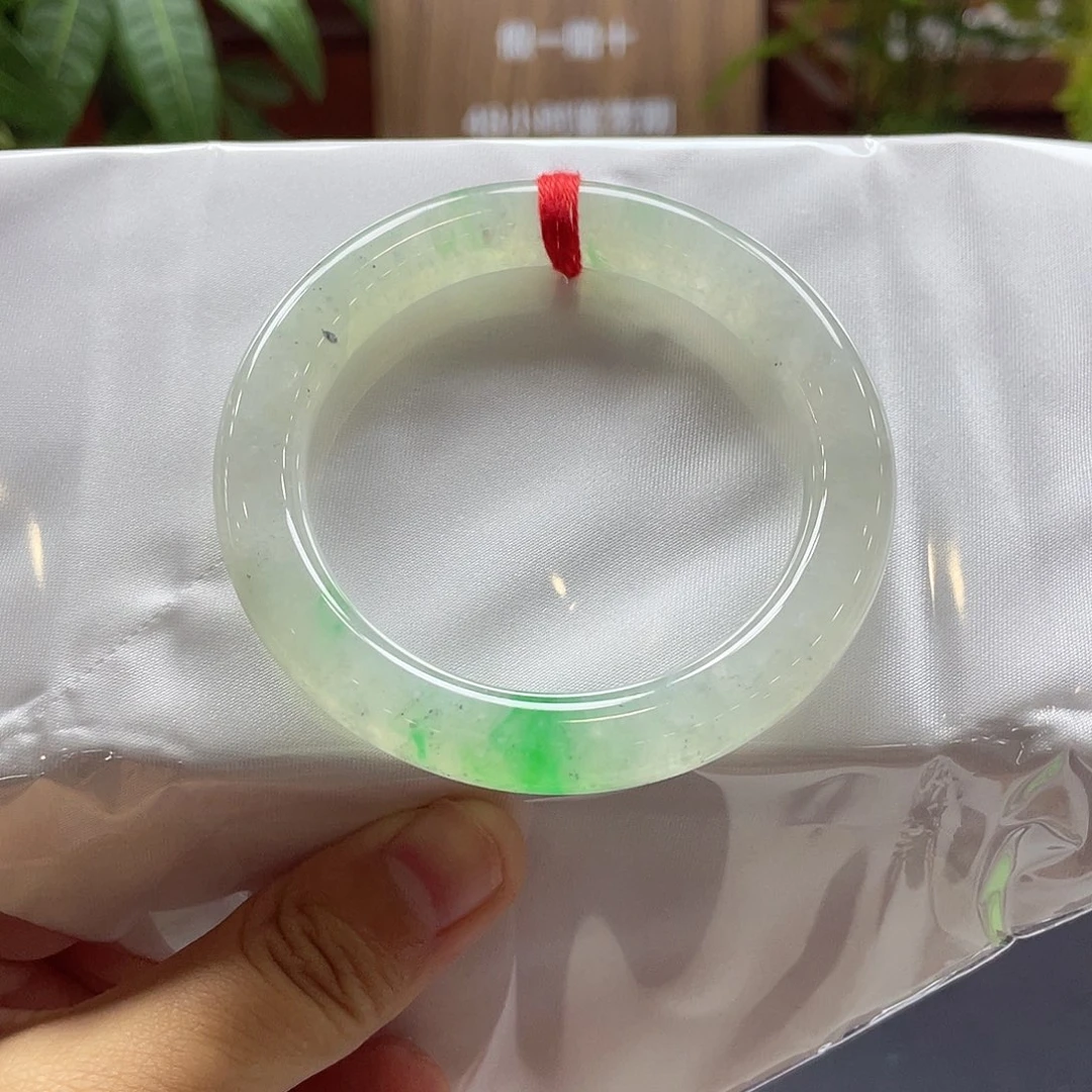 翡翠未镶嵌手镯60 号链接