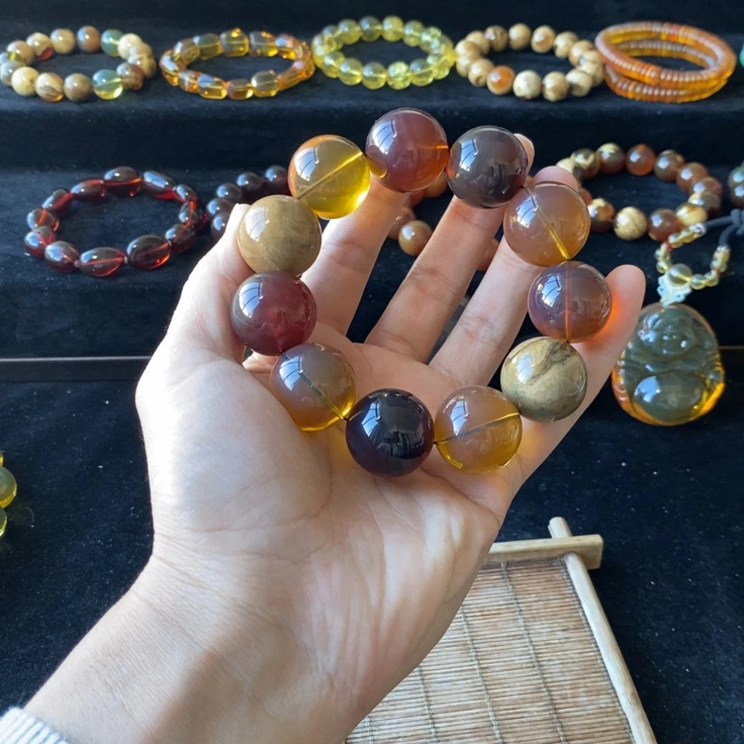 强***琥珀未镶嵌珠宝奇石