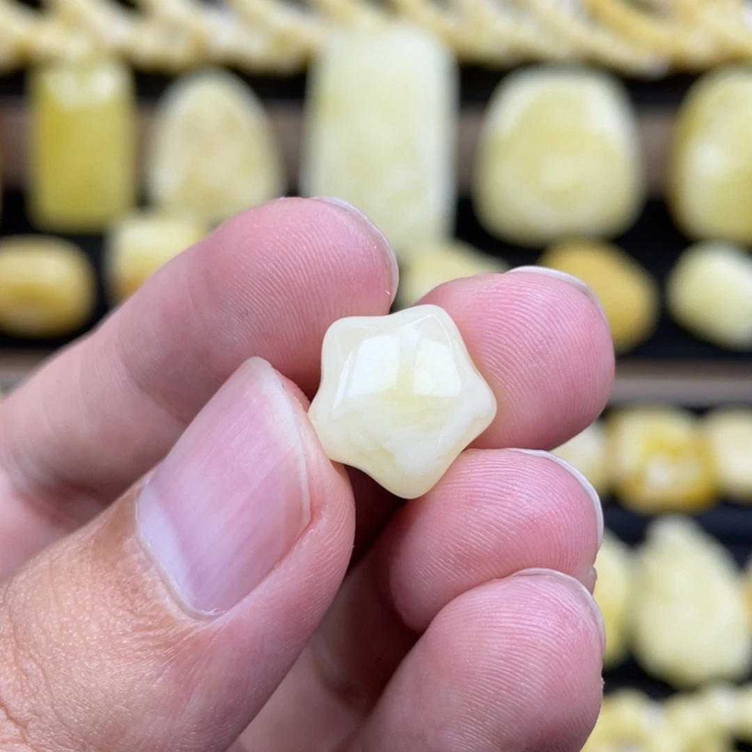 裸石琥珀未镶嵌琥珀蜜蜡