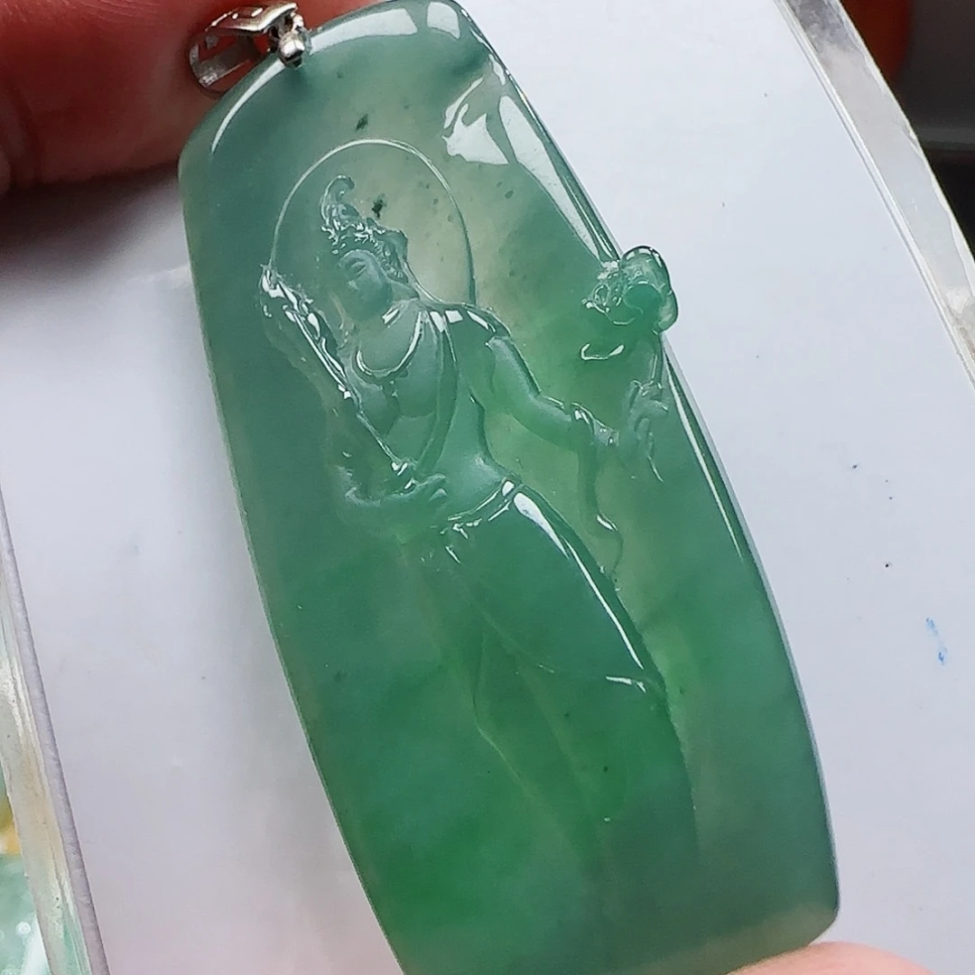未镶嵌定制翡翠翡翠