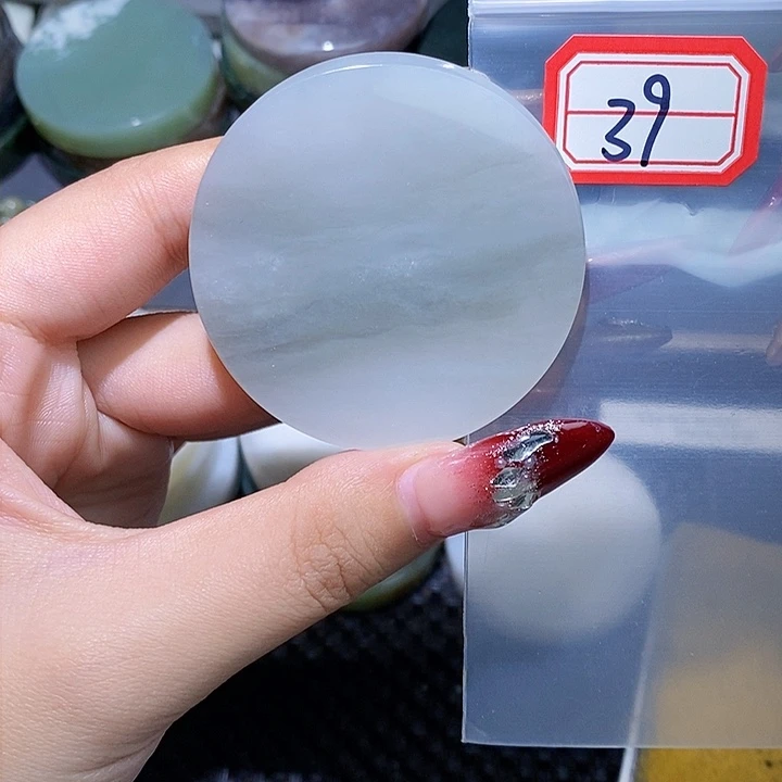 和田玉和田玉边角料随机发未镶嵌