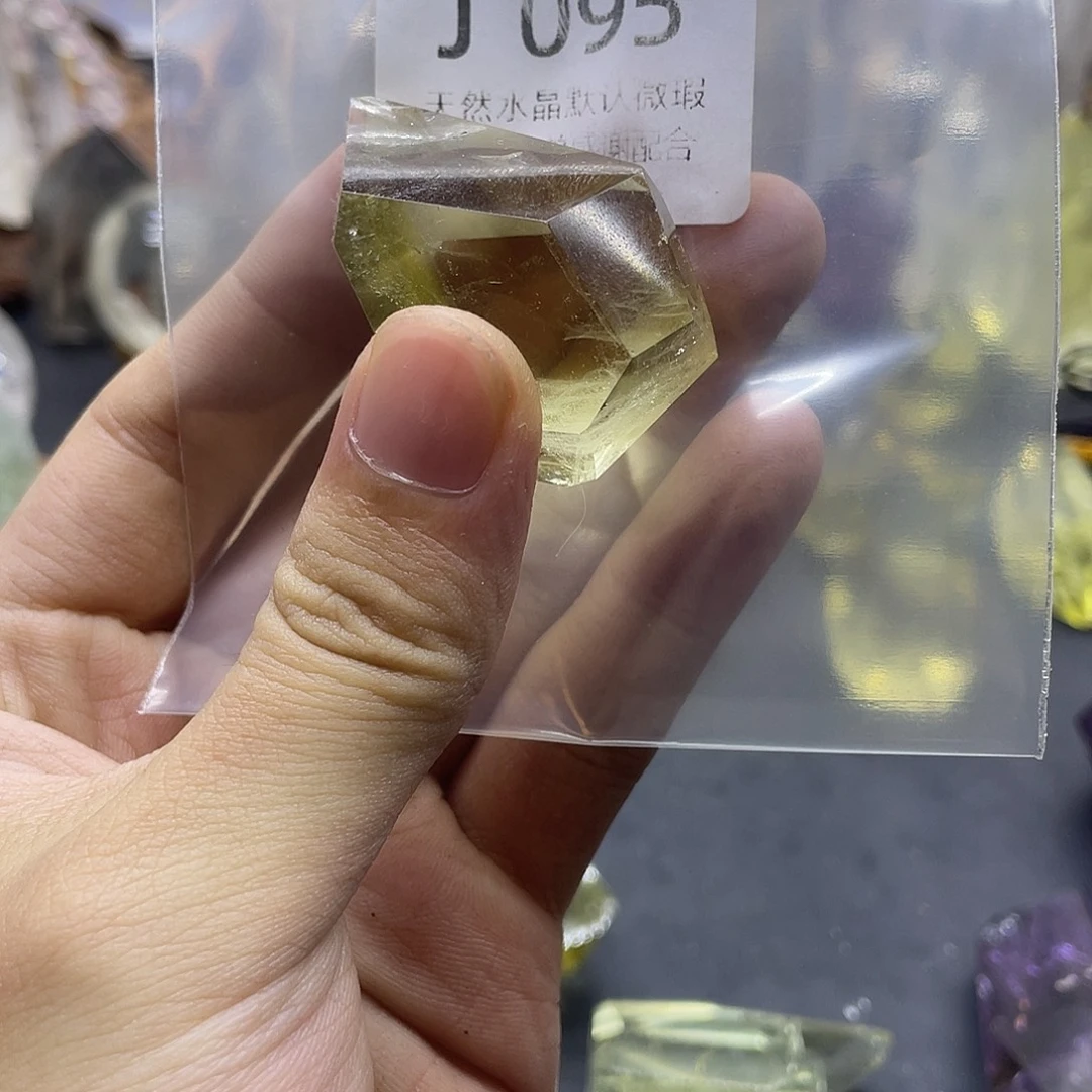 珠宝半成品水晶未镶嵌