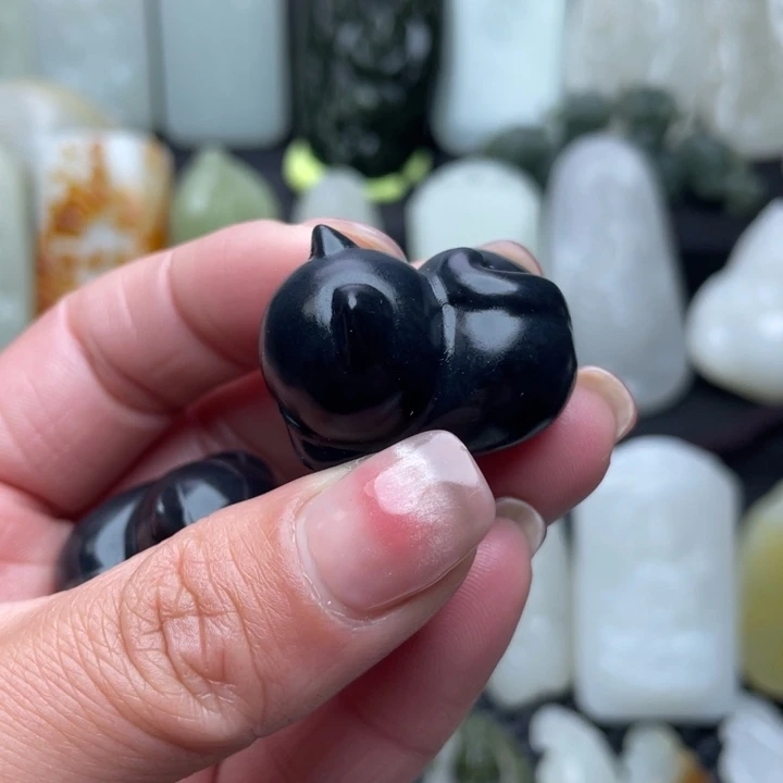 和田玉颈饰未镶嵌河**哥