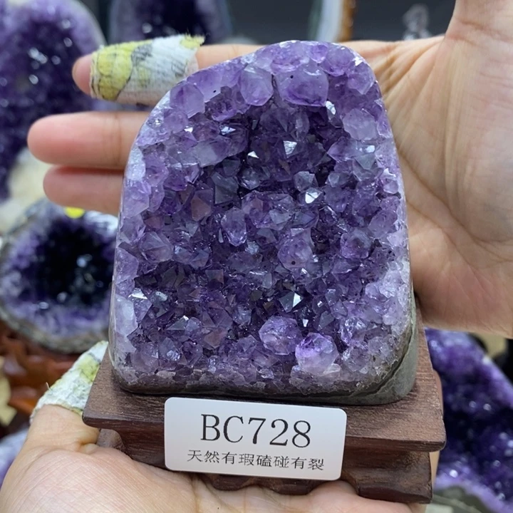 大型摆件（非配饰）未镶嵌水晶