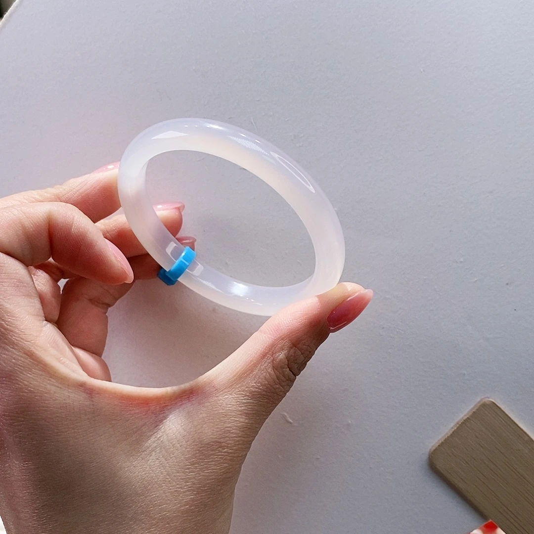 手镯玛瑙/玉髓未镶嵌53.3