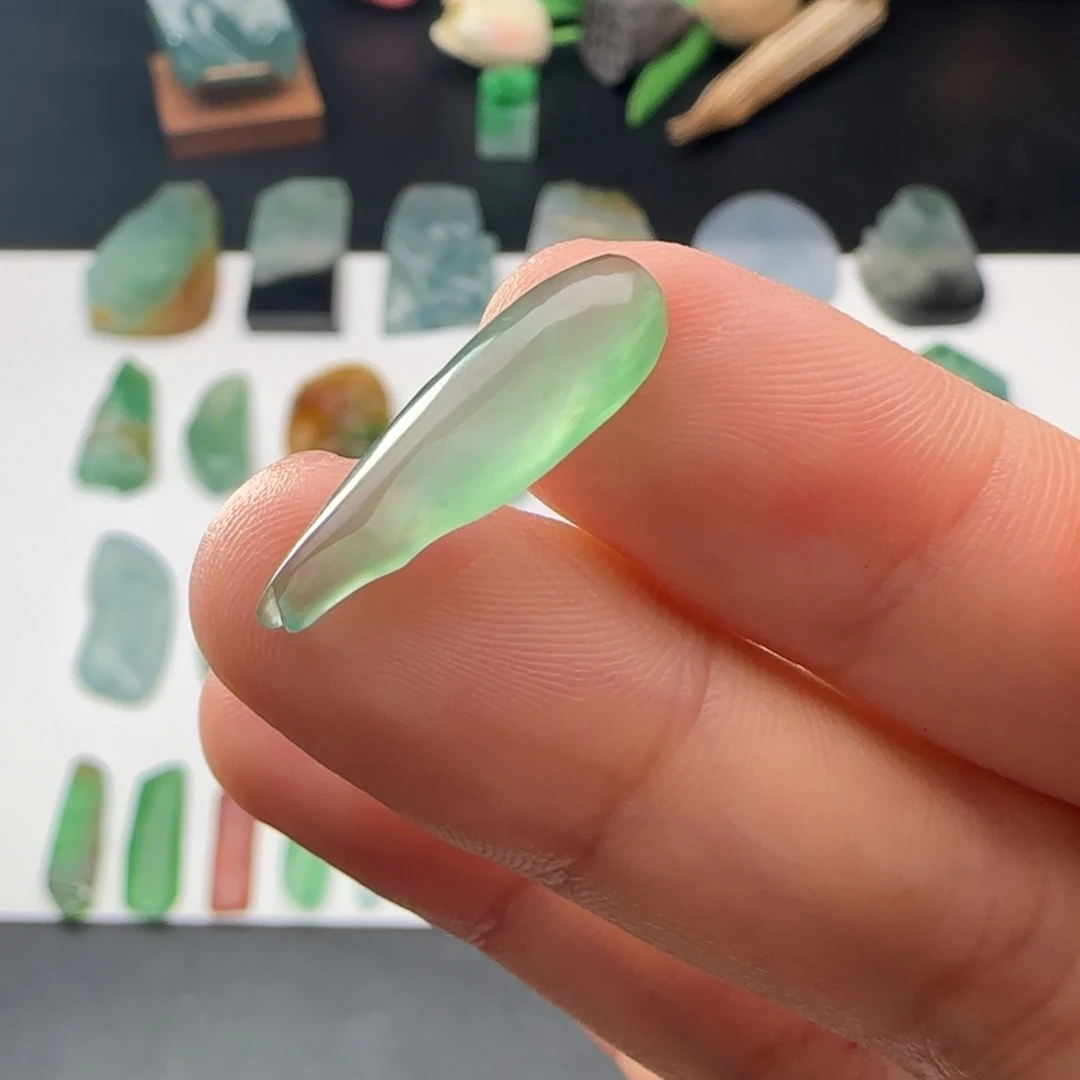 定制翡翠未镶嵌材料