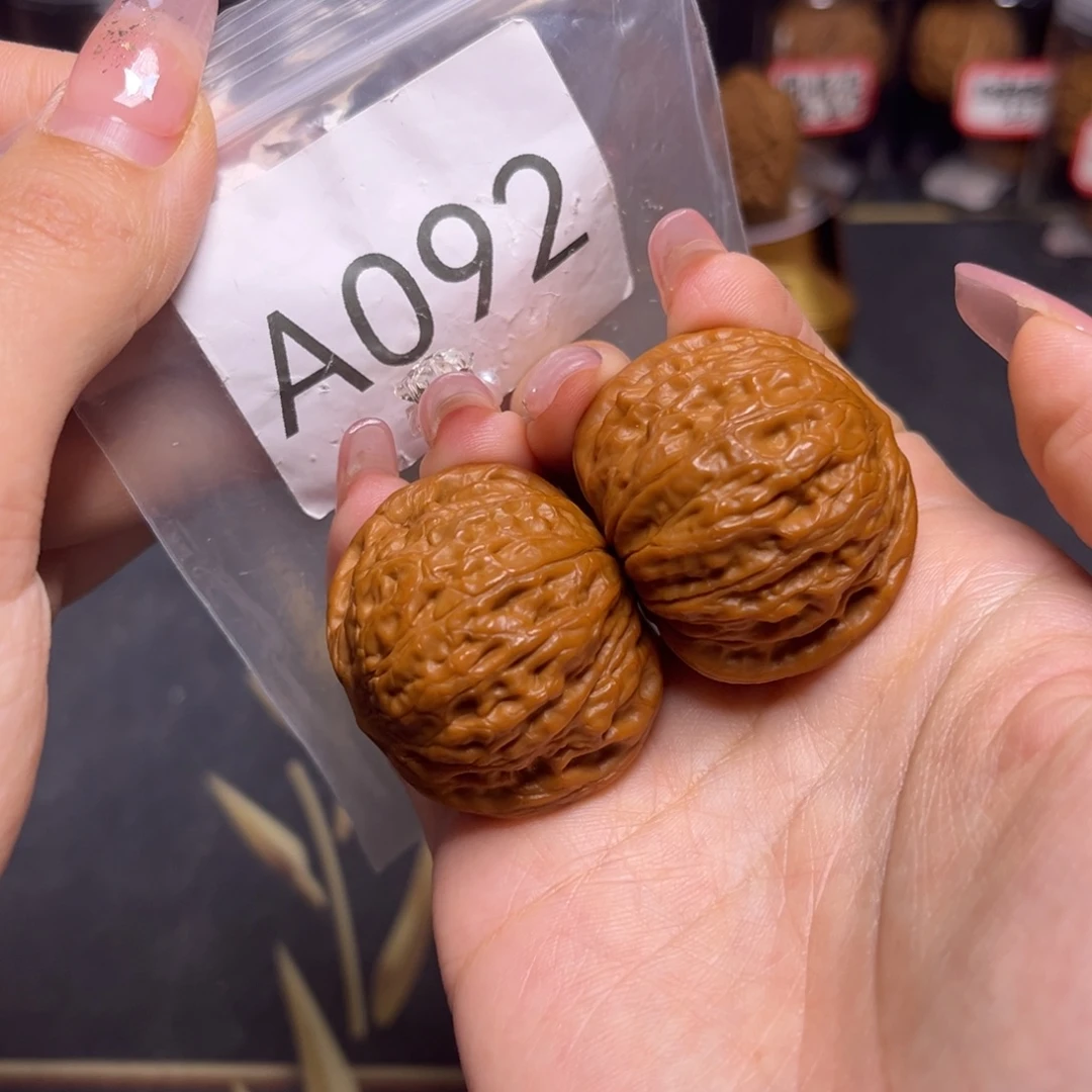 文玩核桃吊坠铁锤39