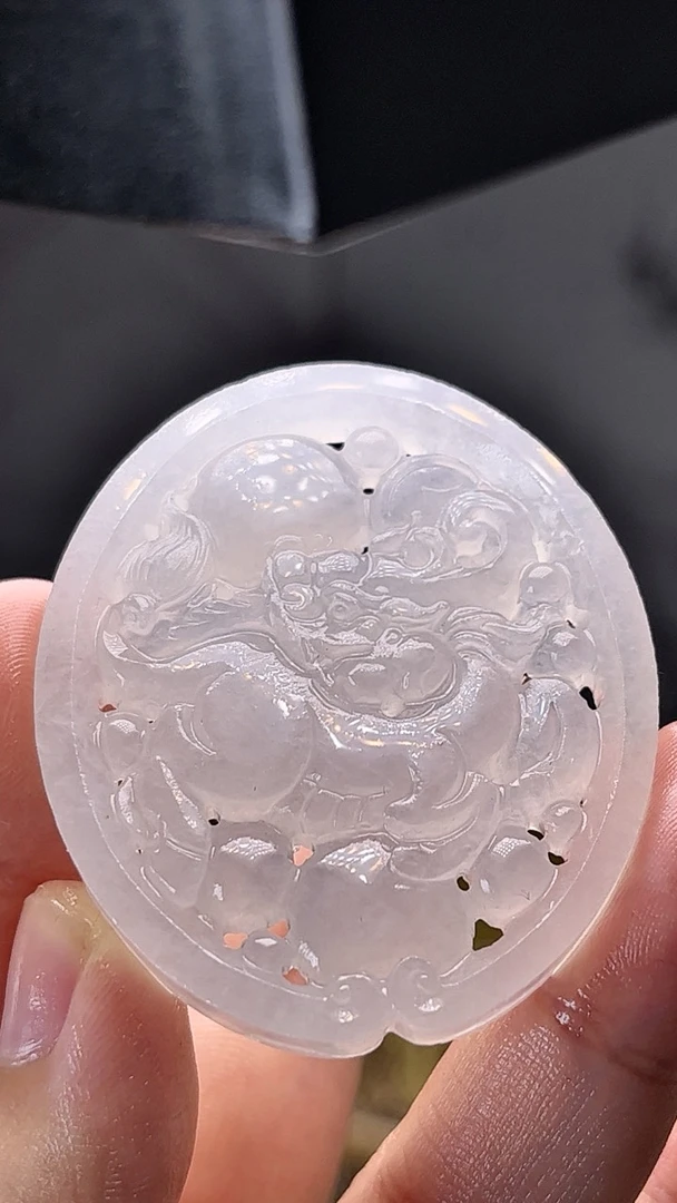 天然缅甸翡翠冰种起冰胶麒麟牌毛货买断需抛光尺寸51-43-6