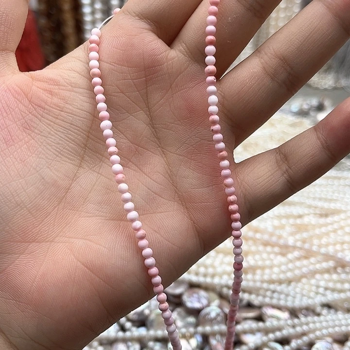 未镶嵌玛瑙/玉髓珠宝半成品一条3mm左右粉贝贝