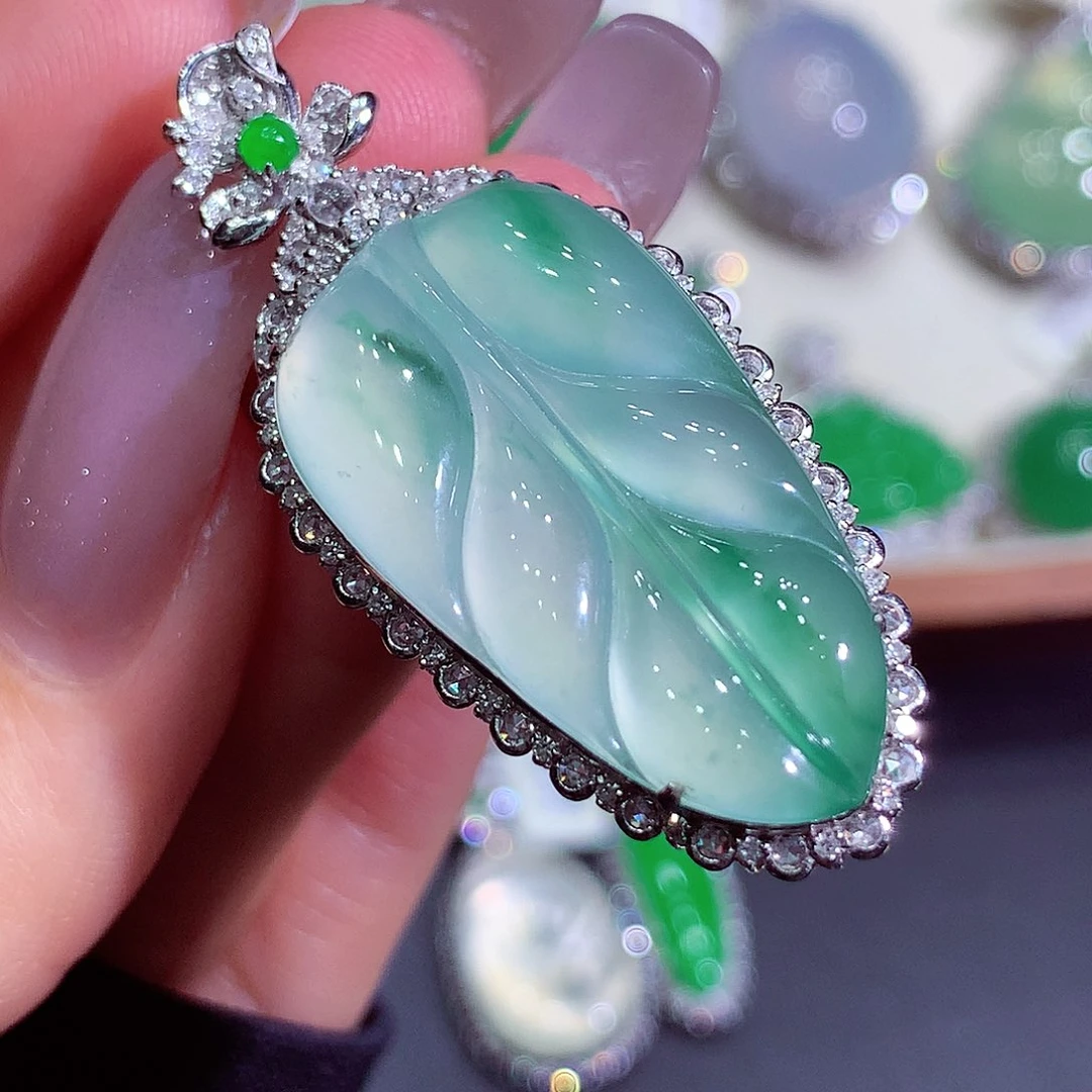 翡翠18K金镶嵌吊坠(不含链)