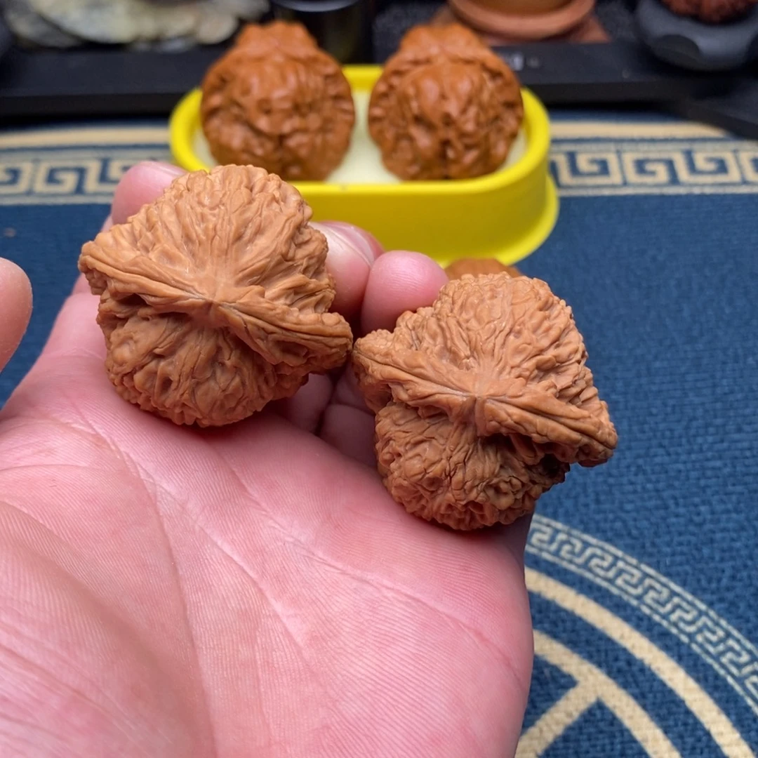 吊坠文玩核桃南疆石42尺