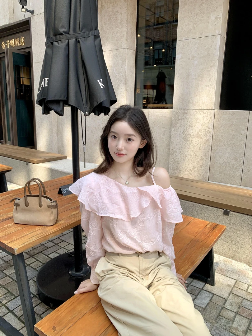 衬衫宽松型荷叶袖一字肩女装上衣2026秋季新款高腰百搭休闲裤套装