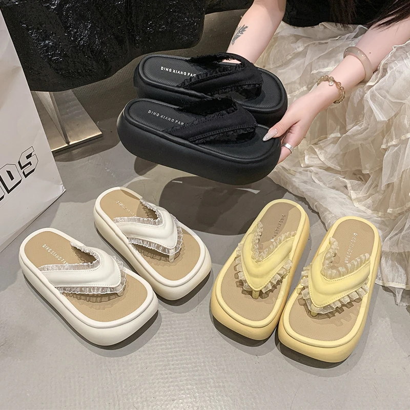 网红厚底人字拖鞋女夏季外穿不累脚2025新款配裙子增高沙滩凉拖鞋