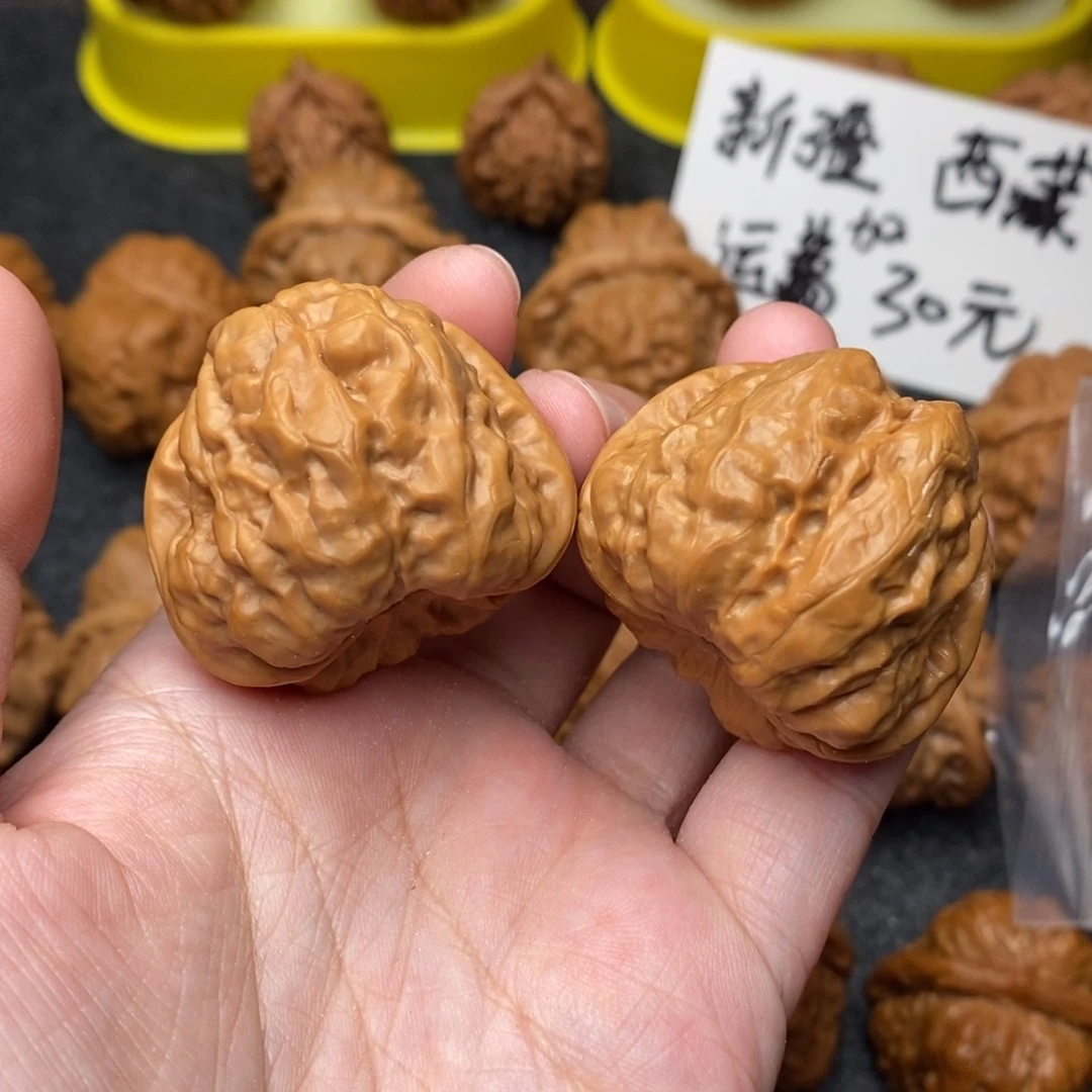 文玩核桃把件椒**泡蛤蟆38