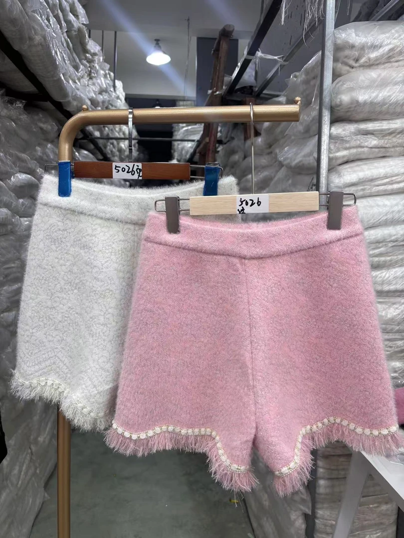 2024新款时尚潮流网红女士小香风裙子-5019短裤