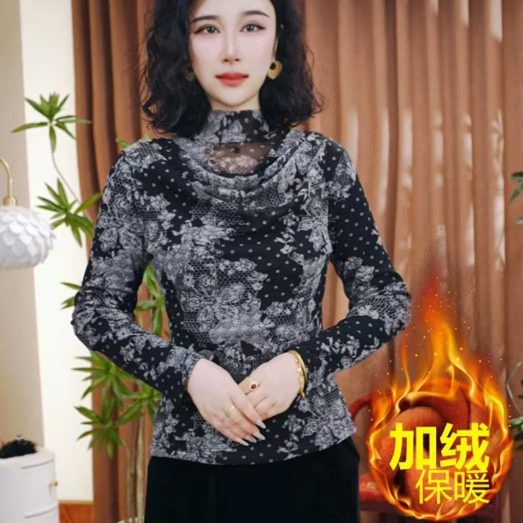 妈妈装加绒加厚内搭打底衫2025冬季新款百搭修身显瘦长袖蕾丝上衣