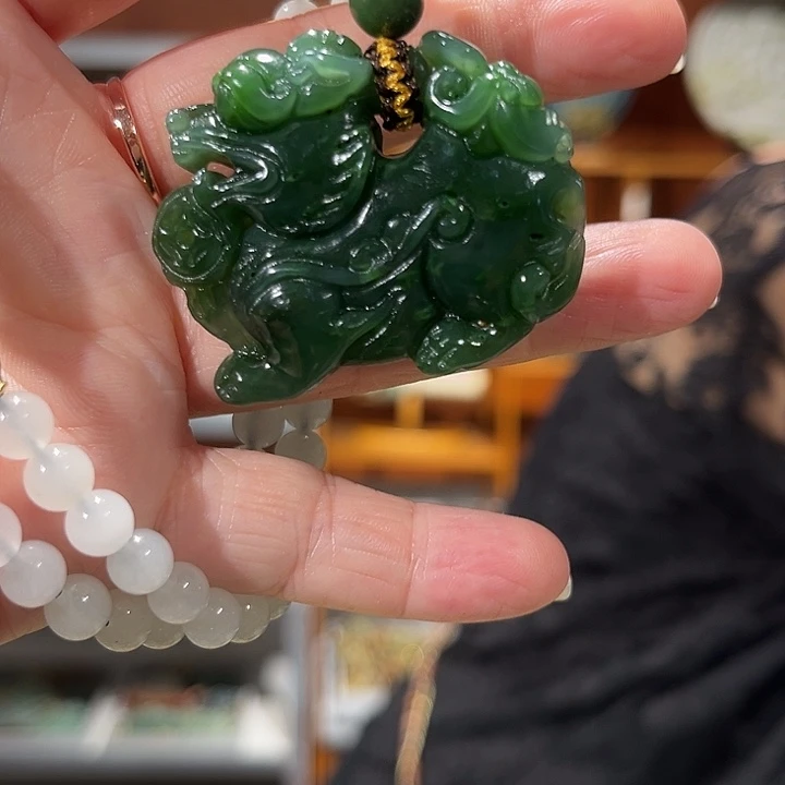 未镶嵌岫玉毛衣链