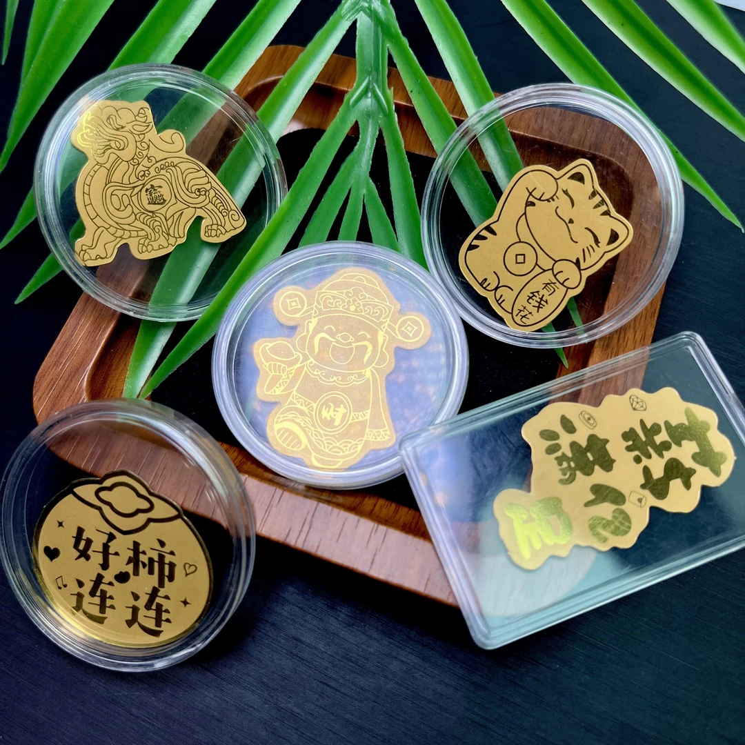 爆款金手机贴 多样性发其一（带亚克力盒）