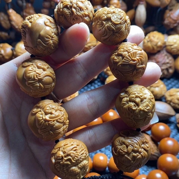 吊坠橄榄核飛**天九龙财神