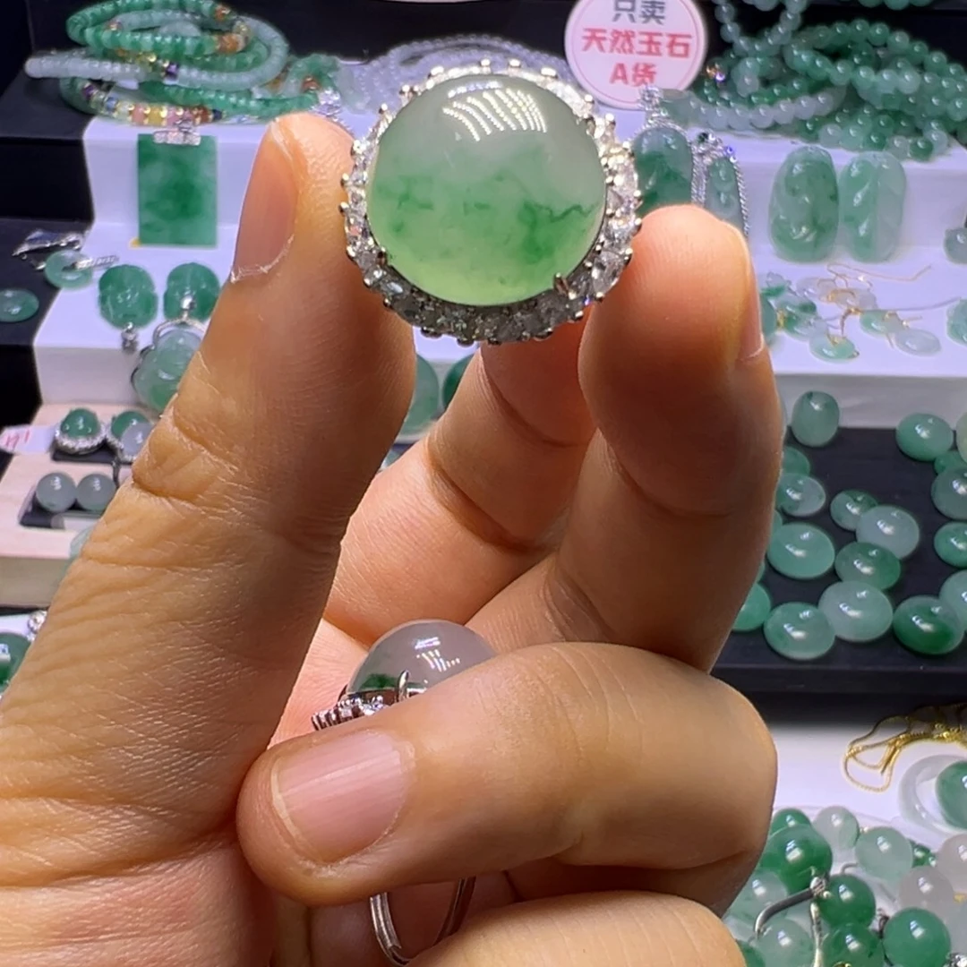 柳***明石英岩玉非洲翠未镶嵌