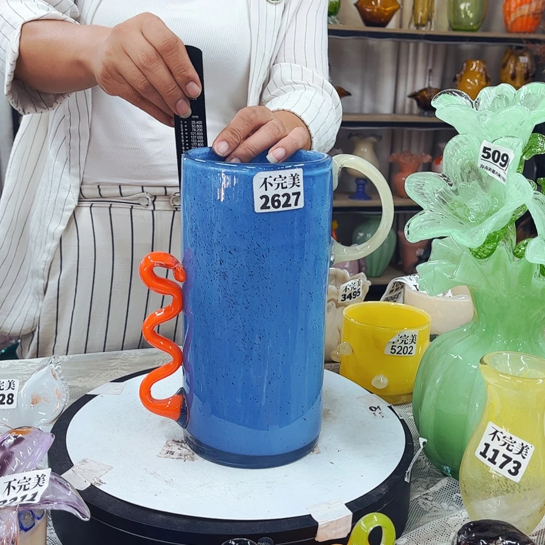 2627 家悦琉璃工艺品不完美