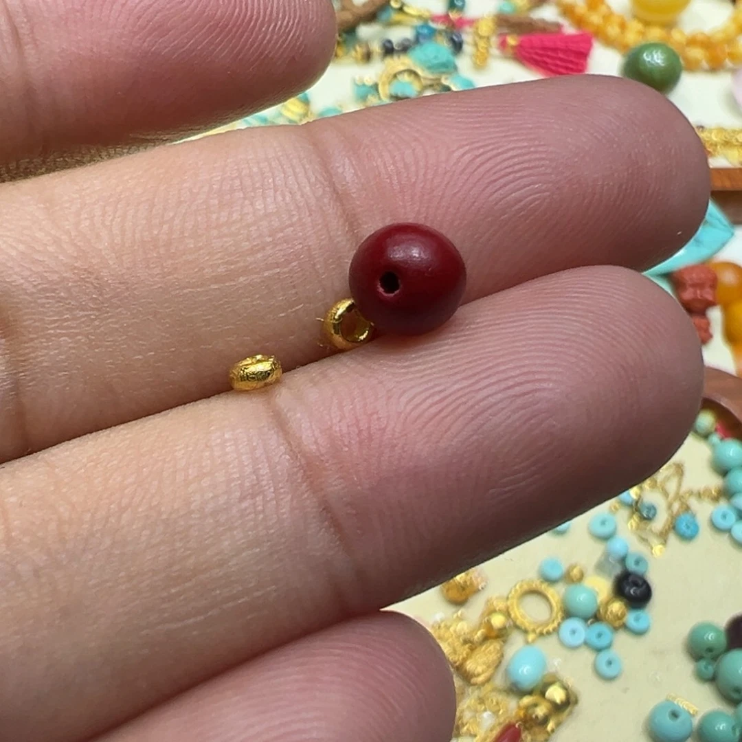 ****丶南红玛瑙未镶嵌颈饰