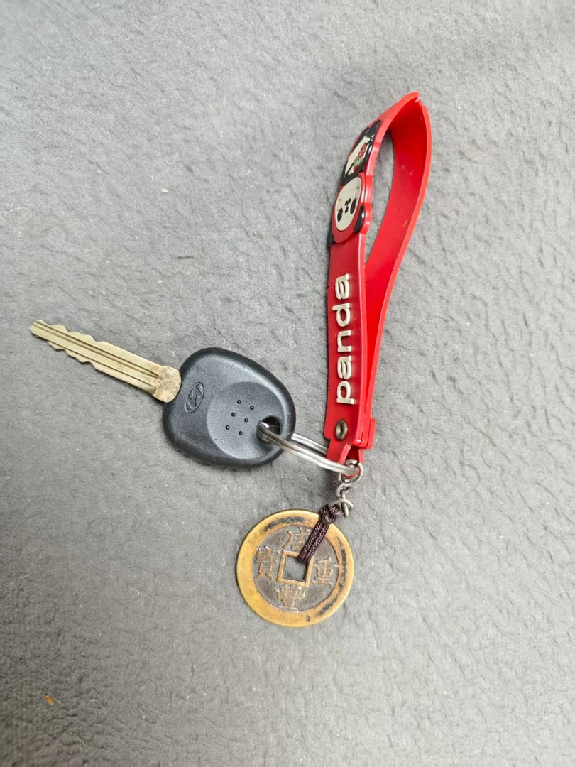 现代工艺品）创意钥匙扣 多样性发货 以直播间讲解为准所见即所得