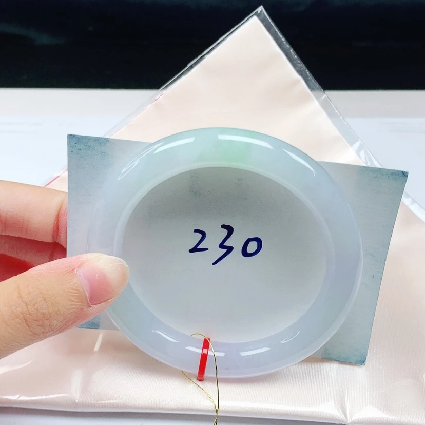 【闪购商品】翡翠手镯未镶嵌55.6圈