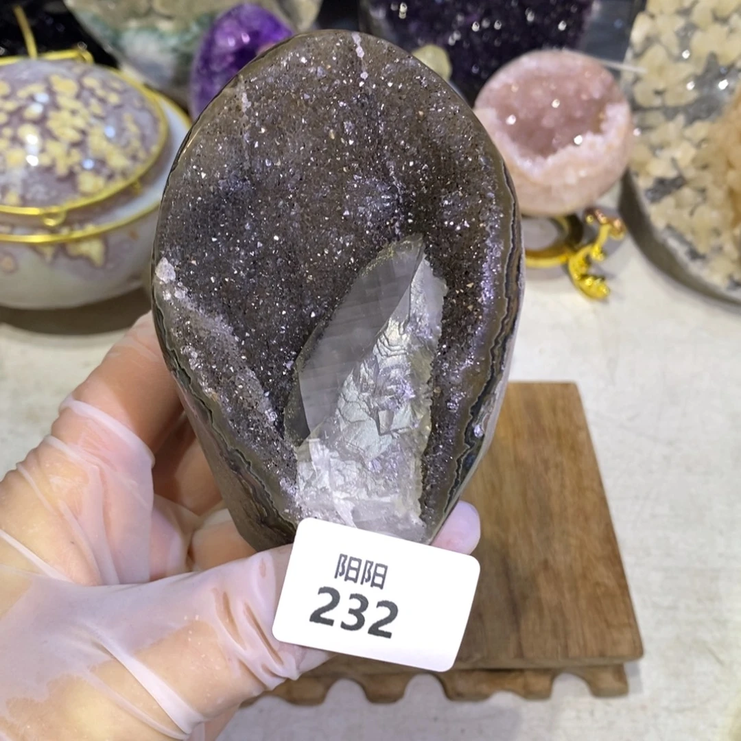 水晶大型摆件（非配饰）未镶嵌方解石