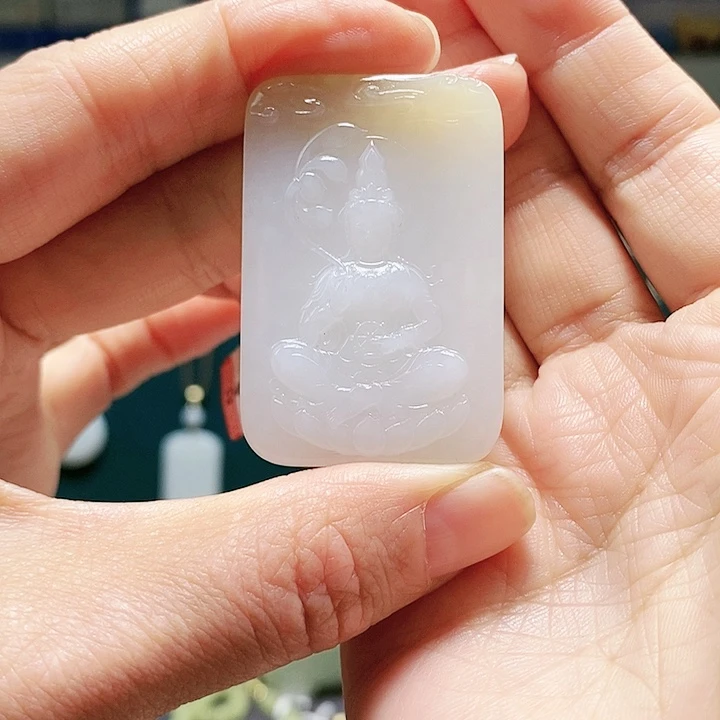 【闪购商品】颈饰未镶嵌和田玉
