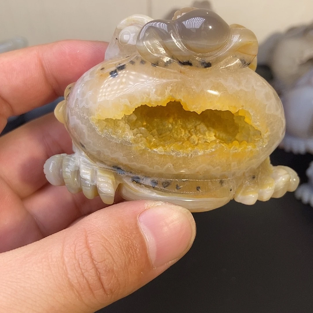 玛瑙/玉髓未镶嵌珠宝奇石