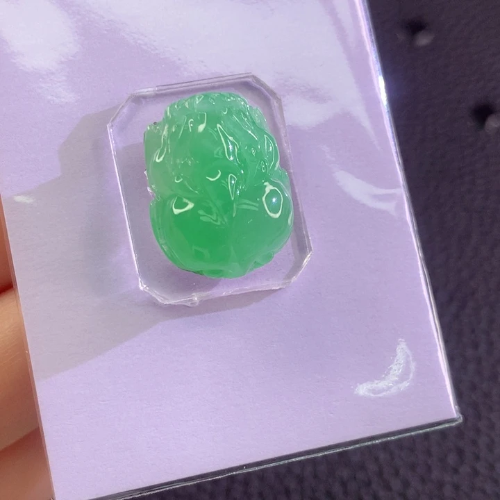 定制翡翠未镶嵌翡翠