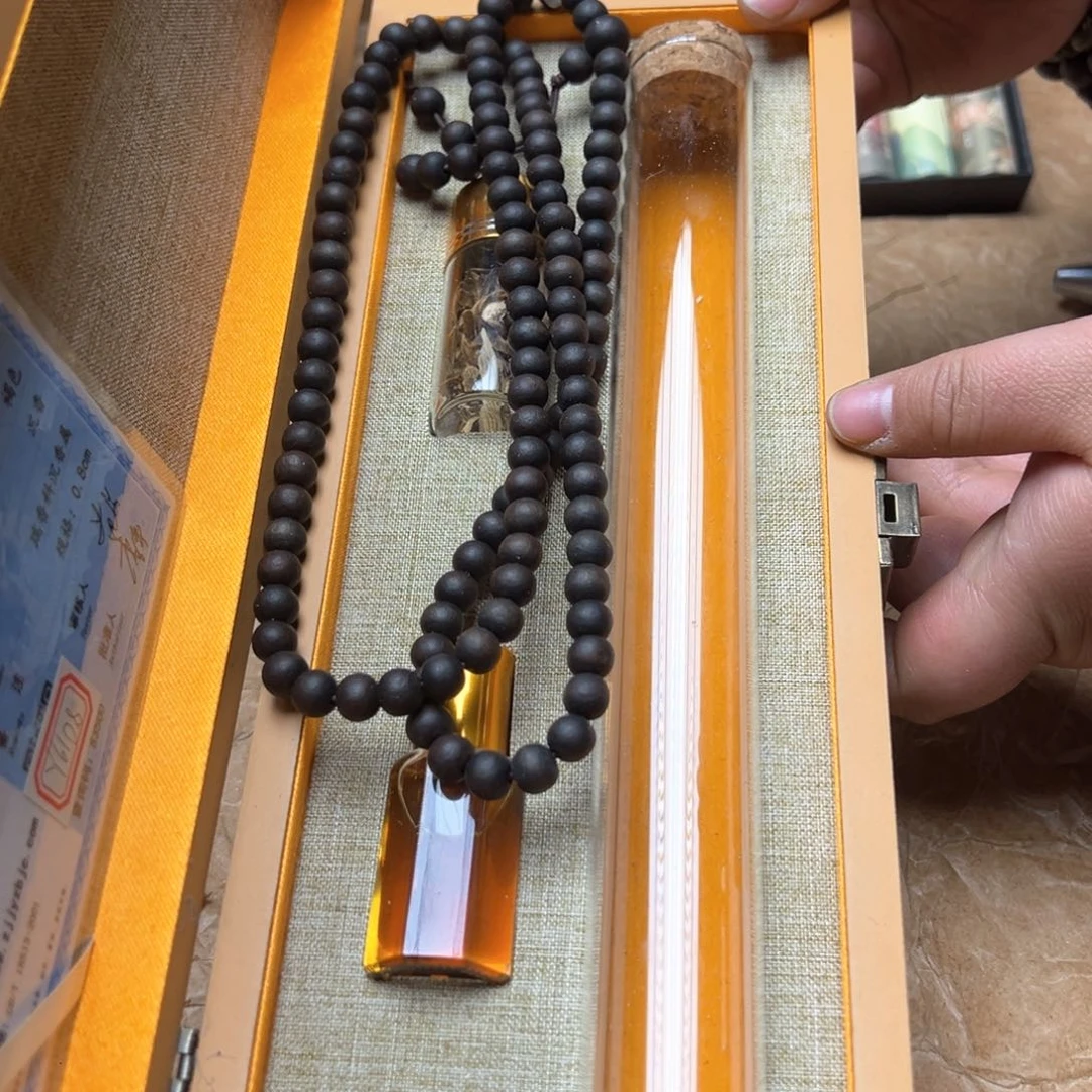 大叶紫檀（黑酸枝木类）