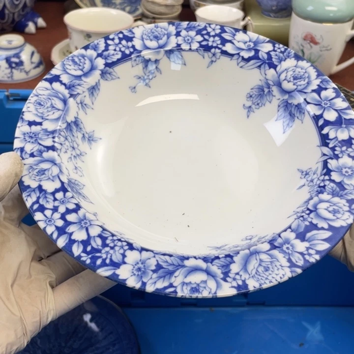 他家瓷器真美…开播了
