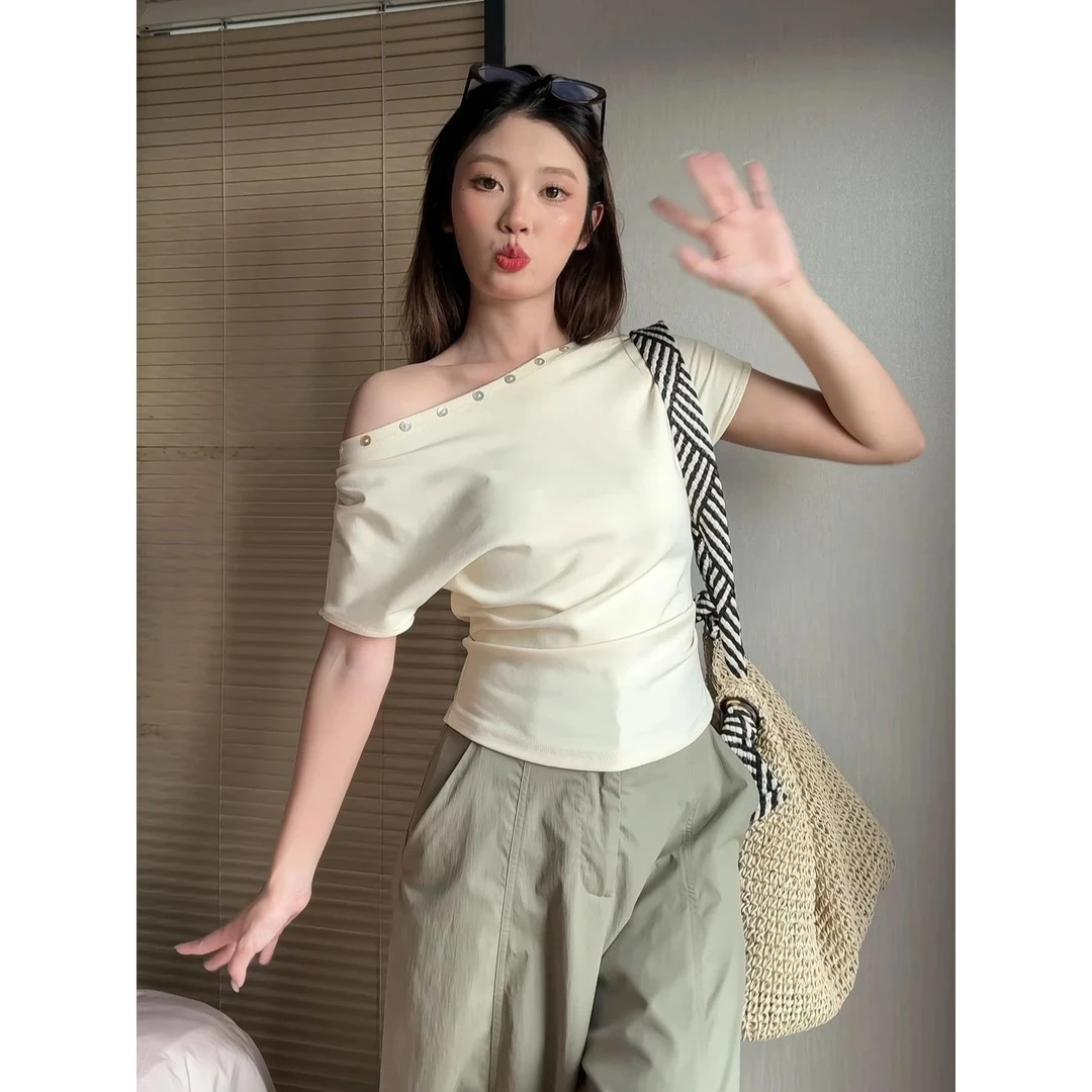 法式纯欲一字领斜肩短袖t恤女夏季修身显瘦小众别致绝美露肩上衣