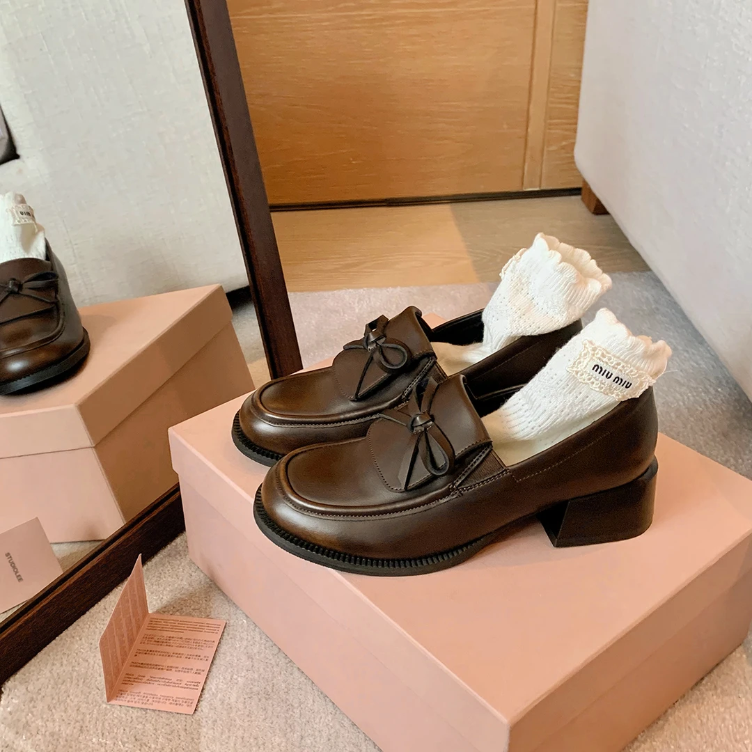 葡萄妈studiolee 增高5cm~ 翻盖蝴蝶结懒人粗跟厚底乐福小皮鞋女