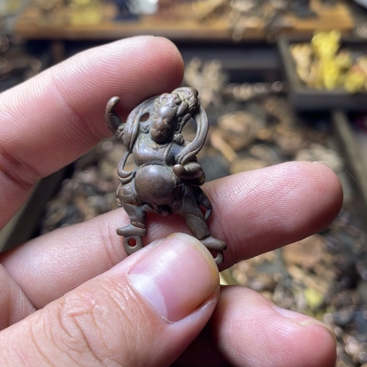 紫立马金刚手福利