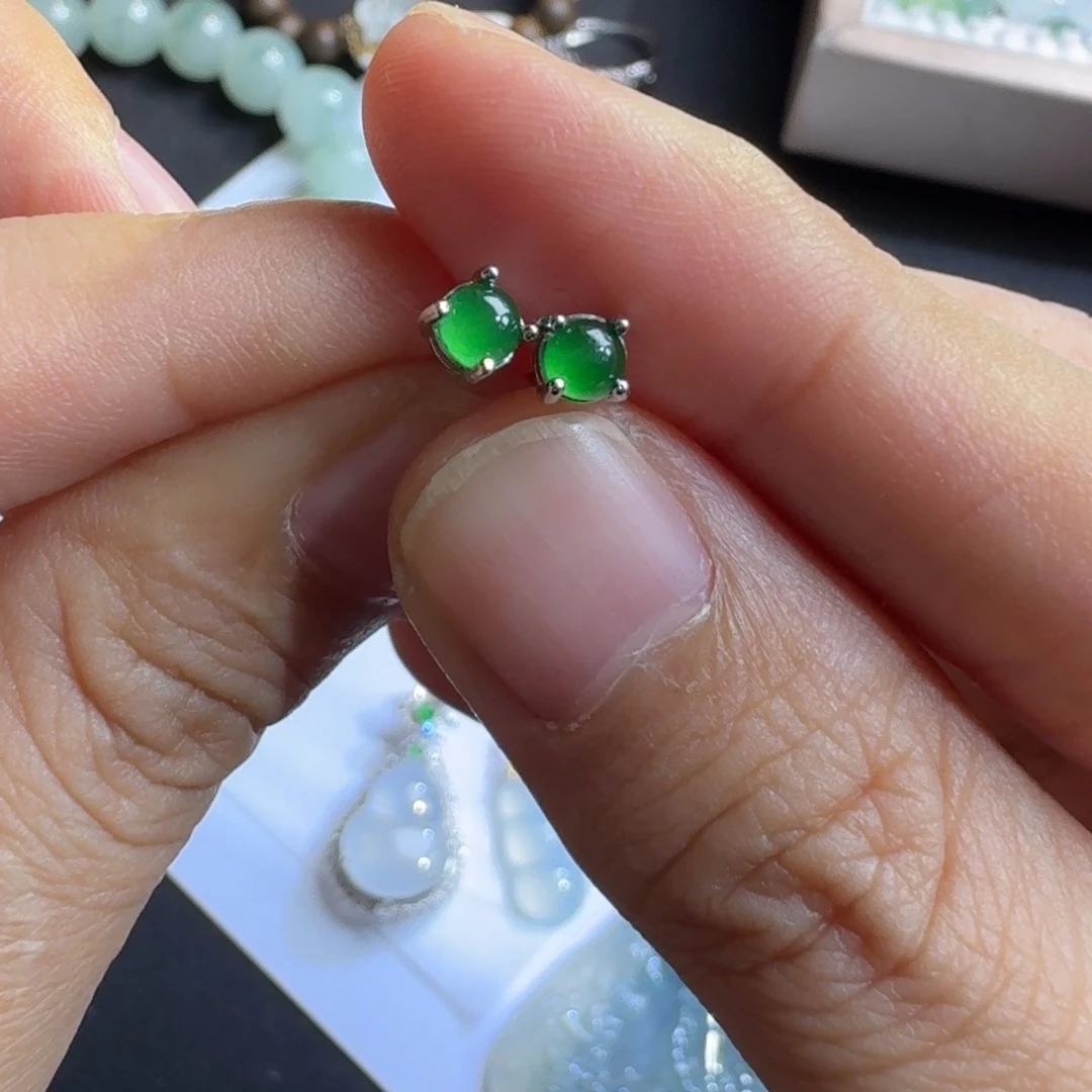 定制翡翠未镶嵌翡翠