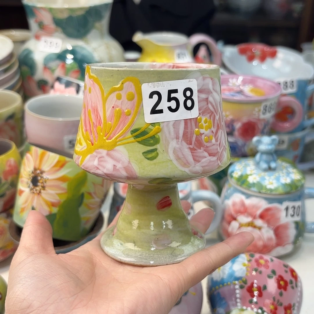 瓷片兔兔好可爱呀打