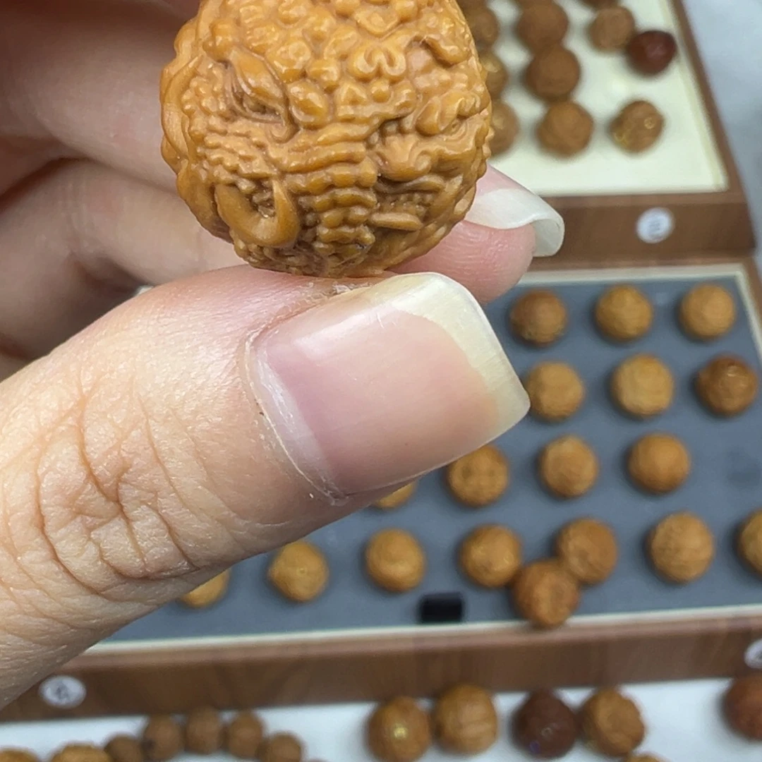 吊坠猴头核桃一念象神