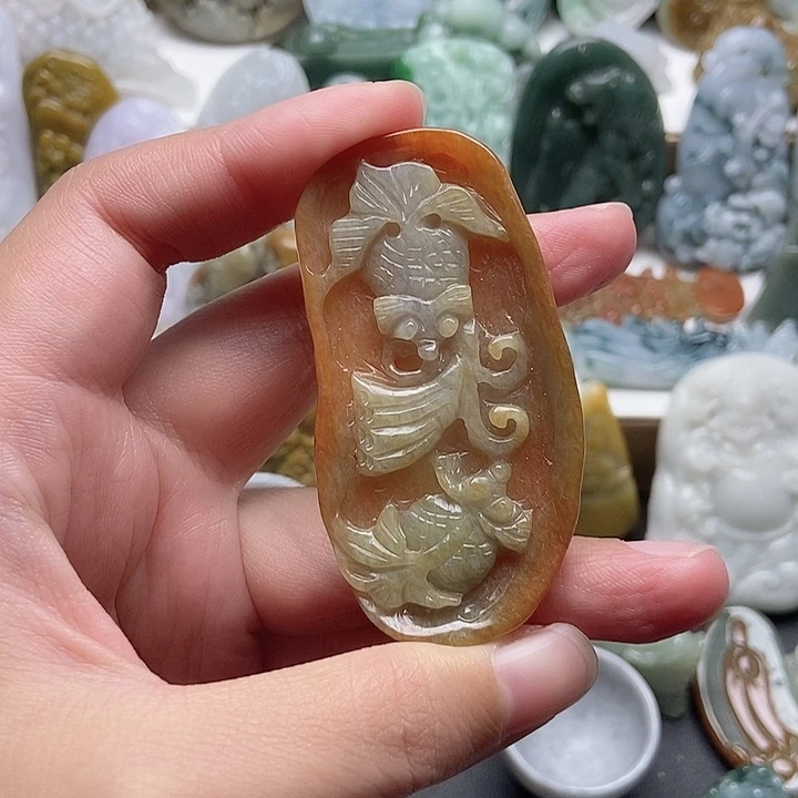 翡翠未镶嵌颈饰翡翠