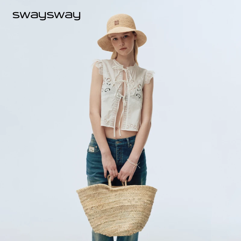 swaysway“悠长假期”法式浪漫刺绣镂空系带飞袖衬衫