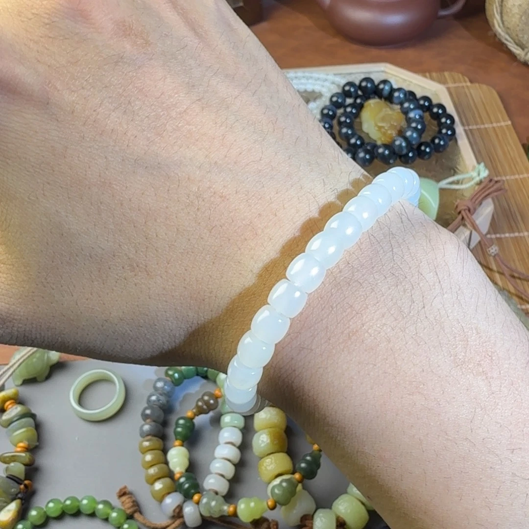 和田玉未镶嵌手链